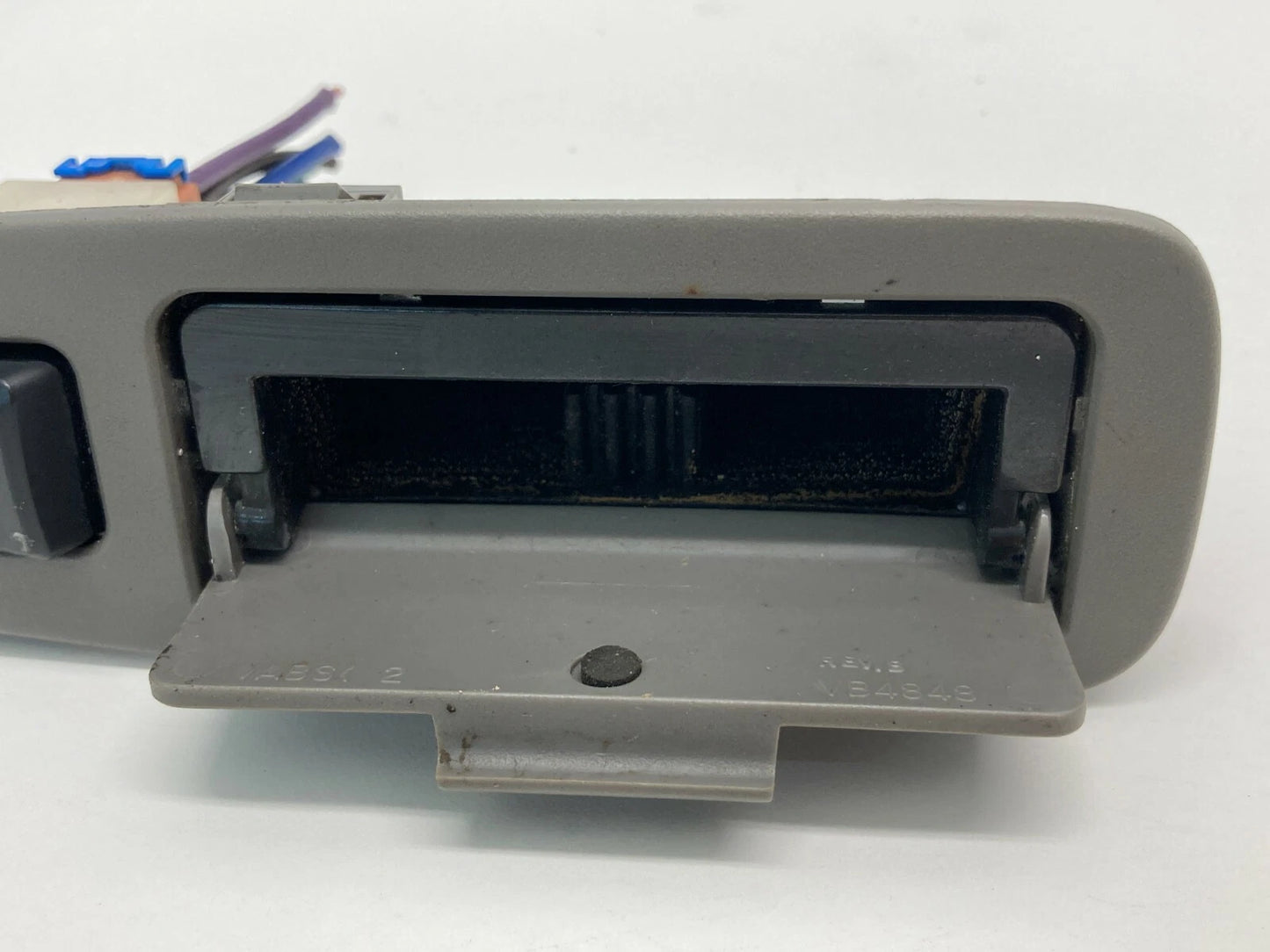 2002 2003 BUICK RENDEZVOUS REAR LEFT SIDE WINDOW SWITCH W/ BEZEL TRIM 10422429
