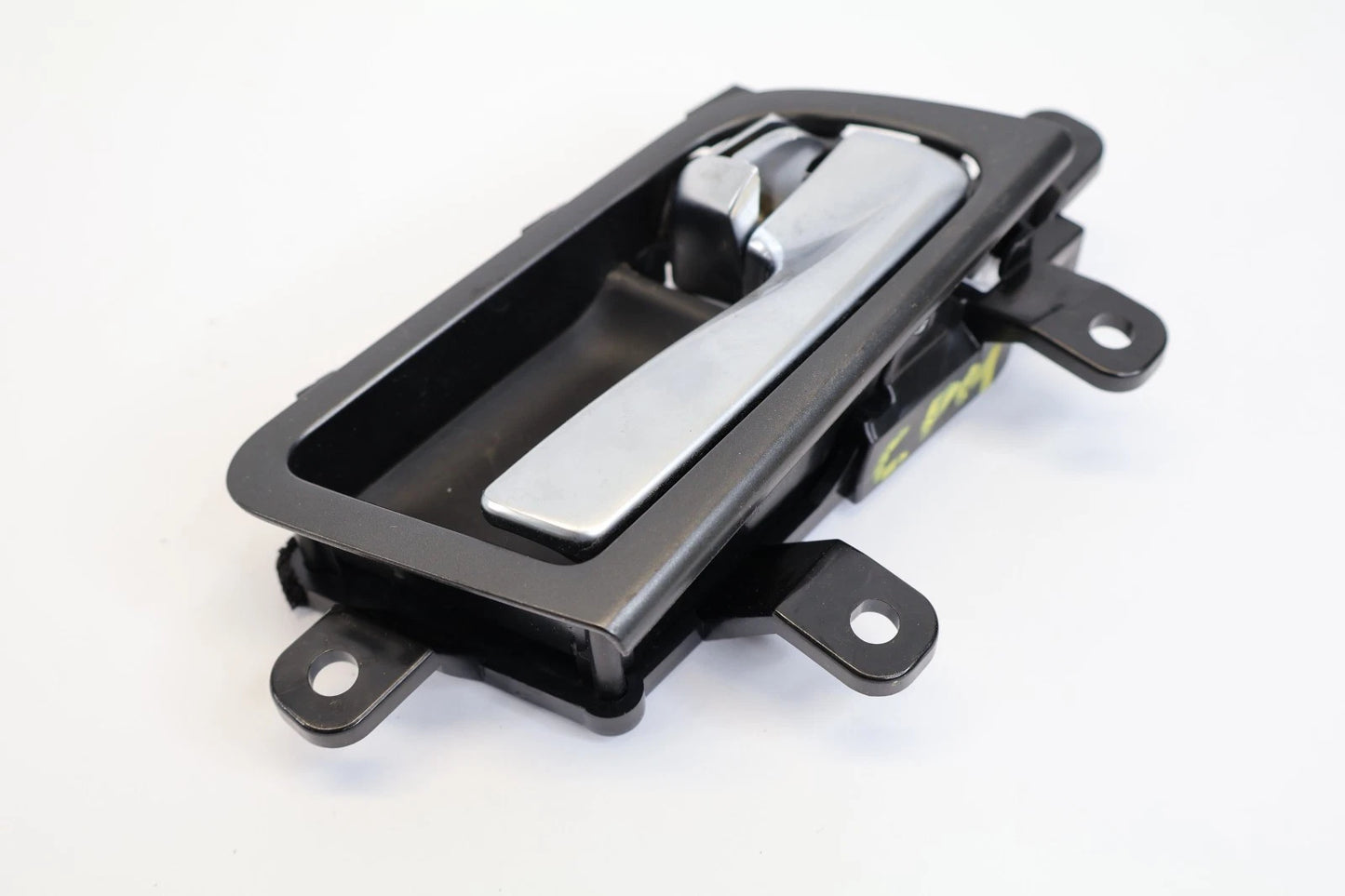2014-2016 KIA OPTIMA REAR RIGHT SIDE INNER DOOR HANDLE W/ BEZEL 2470010CRP OEM