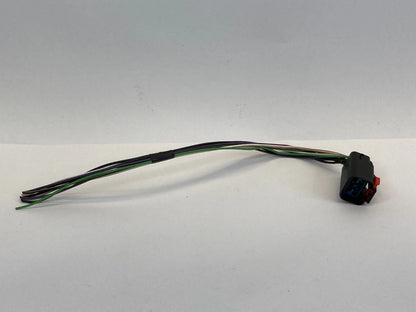 2001-2006 CHRYSLER SEBRING TAIL LIGHT TAILLIGHT WIRE WIRING HARNESS & CONNECTOR