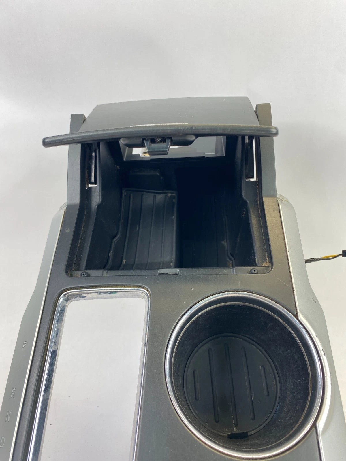 2011-2015 FORD EXPLORER CENTER CONSOLE SHIFTER BEZEL CUP HOLDER OEM BB5378045P26