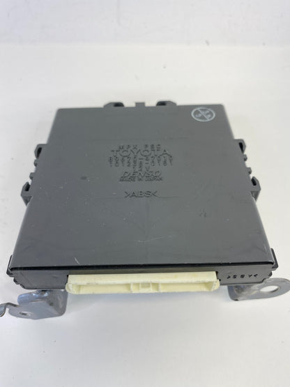 2006-2009 Toyota Prius Power Supply Source Control Module Unit 8967047010