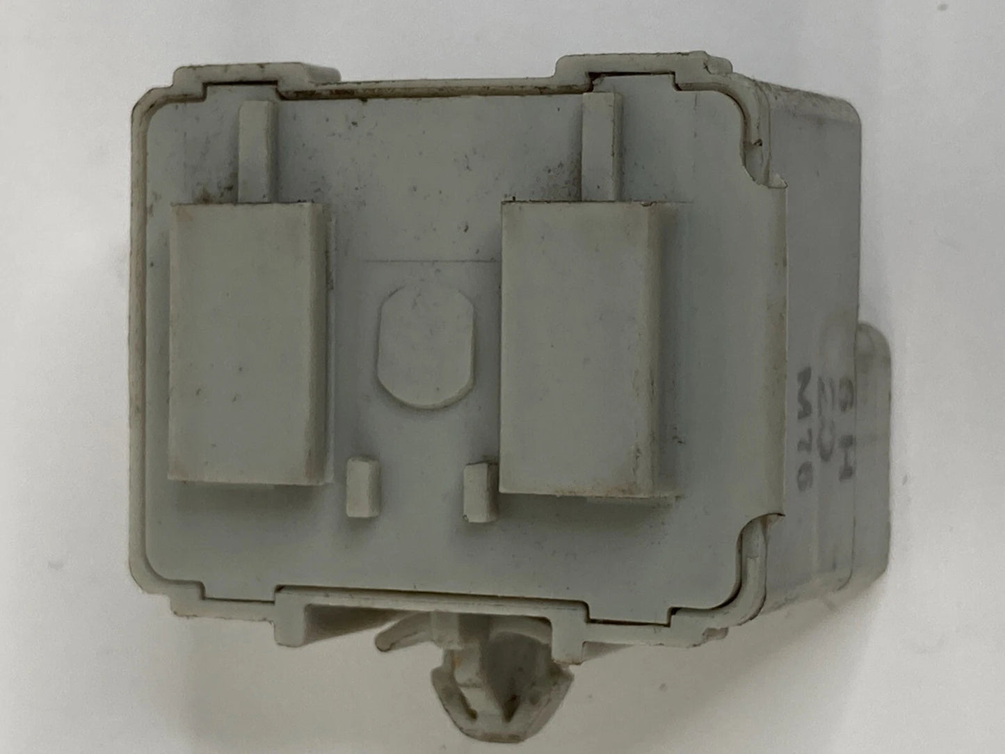 2004-2009 TOYOTA PRIUS 1.5L ABS BUZZER SKID CONTROL MODULE UNIT 86652-20010