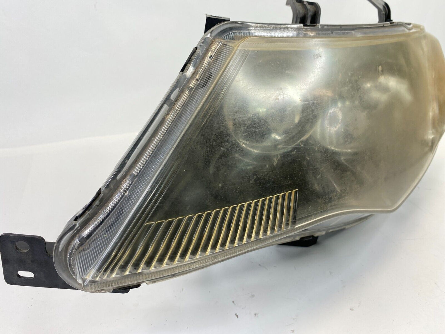 2009 09 Mitsubishi Outlander Left Driver Side Headlight Headlamp Halogen OEM