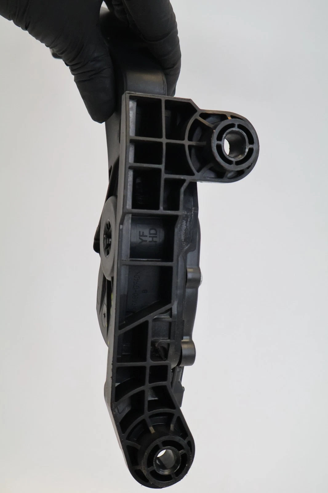 2012-2017 HYUNDAI ACCENT GAS PEDAL ACCELERATOR POSITION SENSOR ASSEMBLY