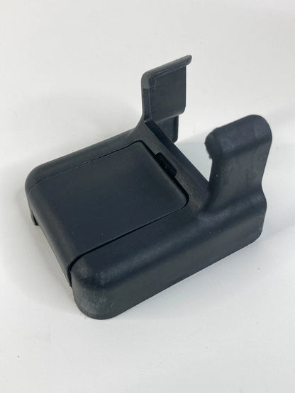 2011-2014 HYUNDAI SONATA FRONT LEFT SEAT TRACK FLOOR COVER END CAP BEZEL OEM