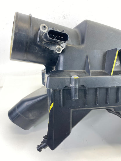 2011 2012 2013 Buick Regal 2.4L L4 AT Air Intake Cleaner Box Housing Cover OEM