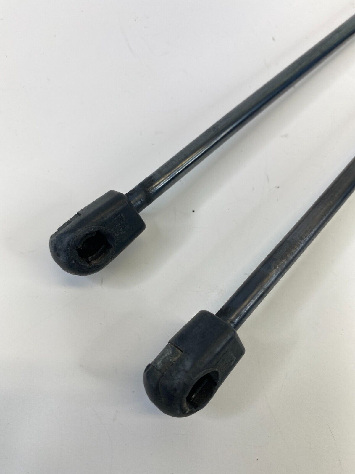 2008-2012 Ford Escape Rear Liftgate Shock Strut Support Set Pair 8L74-78406A10