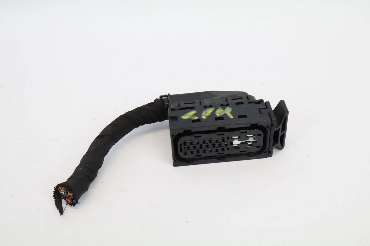 2006-2008 HYUNDAI ACCENT FWD ABS ANTI-LOCK BRAKE PUMP PLUG CONNECTOR PIGTAIL OEM