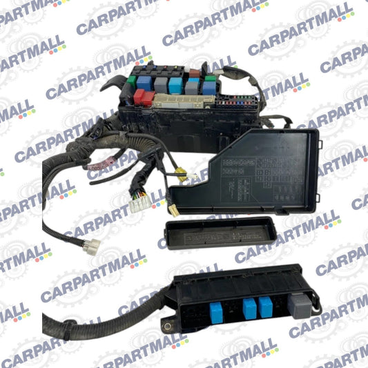 2004-2009 Toyota Prius 1.5L A/T Engine Compartment Fuse Relay Box w/ Small Fuse