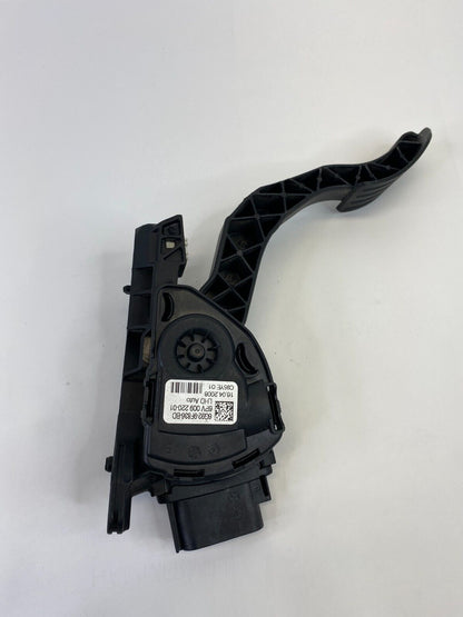 2008-2016 Volvo XC70 Accelerator Throttle Gas Pedal 6G92-9F836-BD OEM