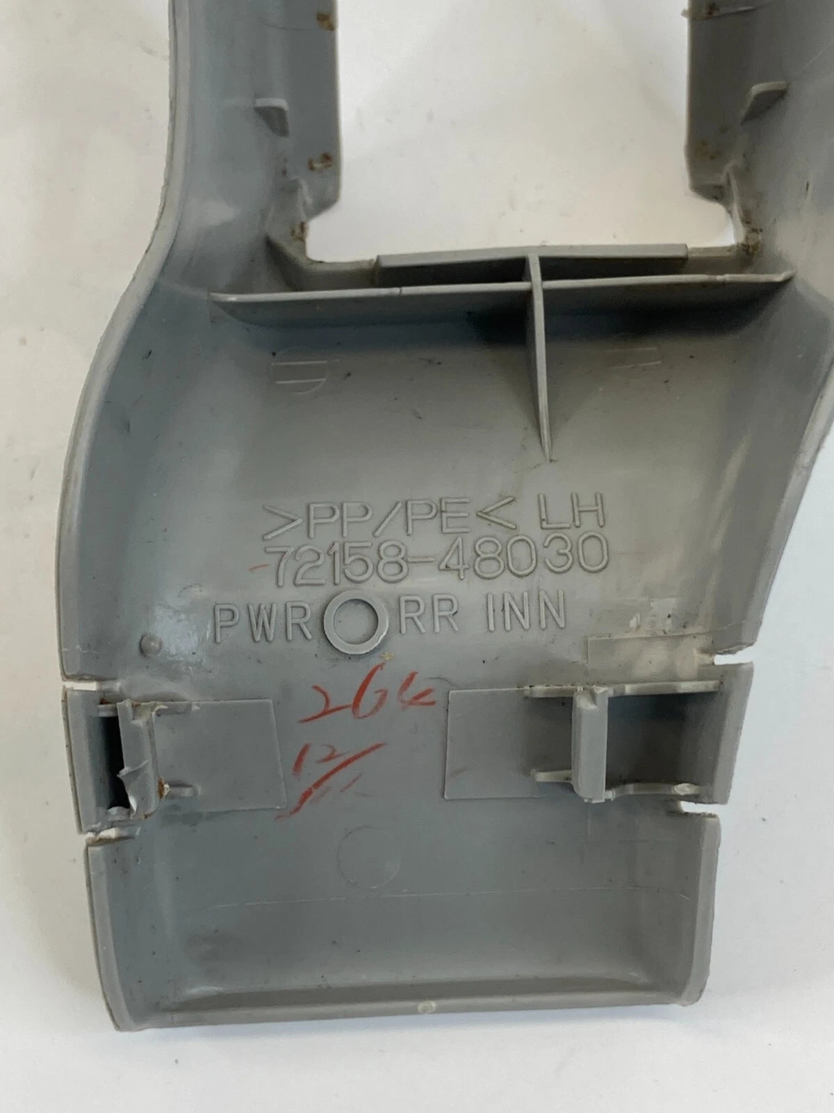 06-08 LEXUS RX400H REAR LEFT SEAT TRACK INNER COVER TRIM CAP 72158-48030 OEM