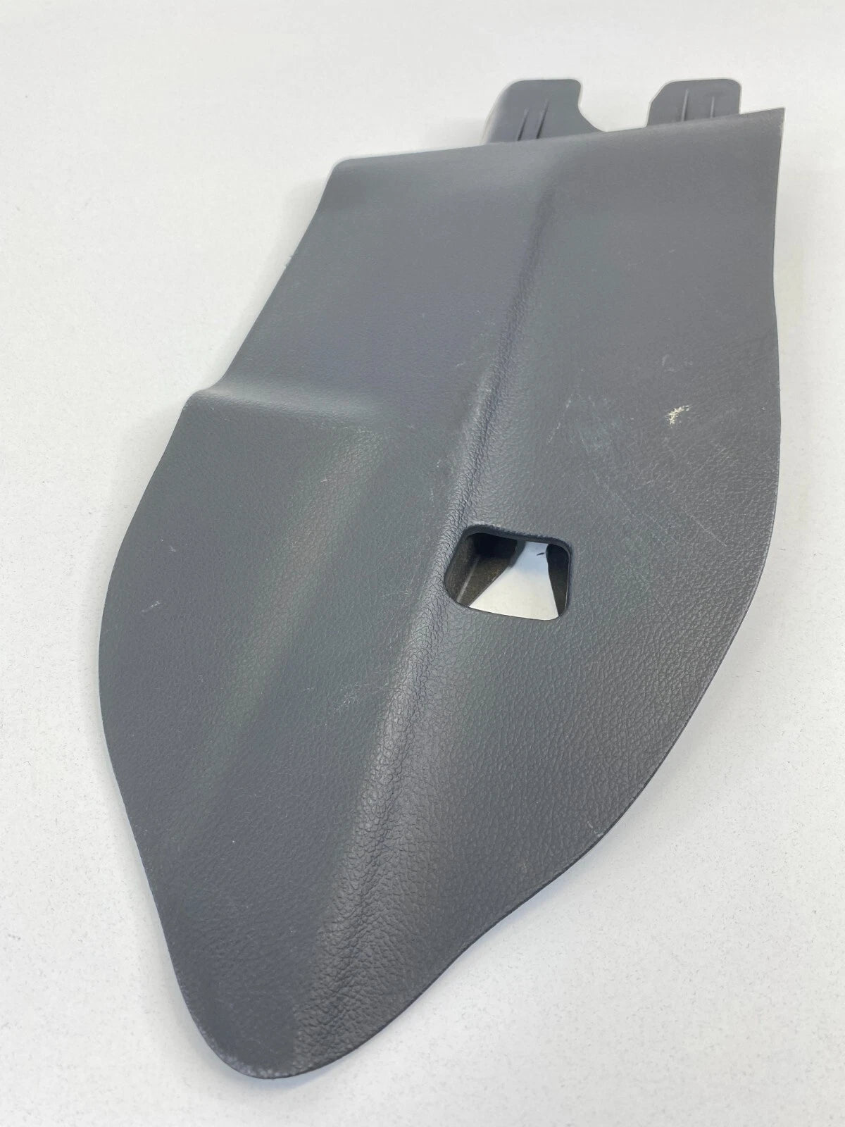 2010 2011 2012 2013 KIA FORTE FRONT LEFT DRIVER LOWER C PAD COVER CONTROL PANEL