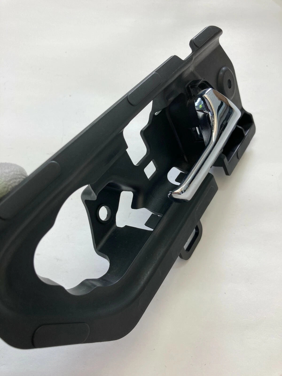 06-10 MERCEDES-BENZ R350 REAR RIGHT INNER INSIDE DOOR HANDLE RR RH A2517600461