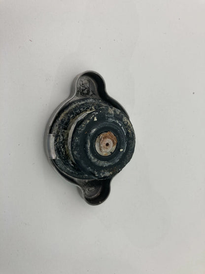 1995-1999 TOYOTA AVALON RESERVOIR COOLANT RADIATOR CAP COVER ASSEMBLY OEM
