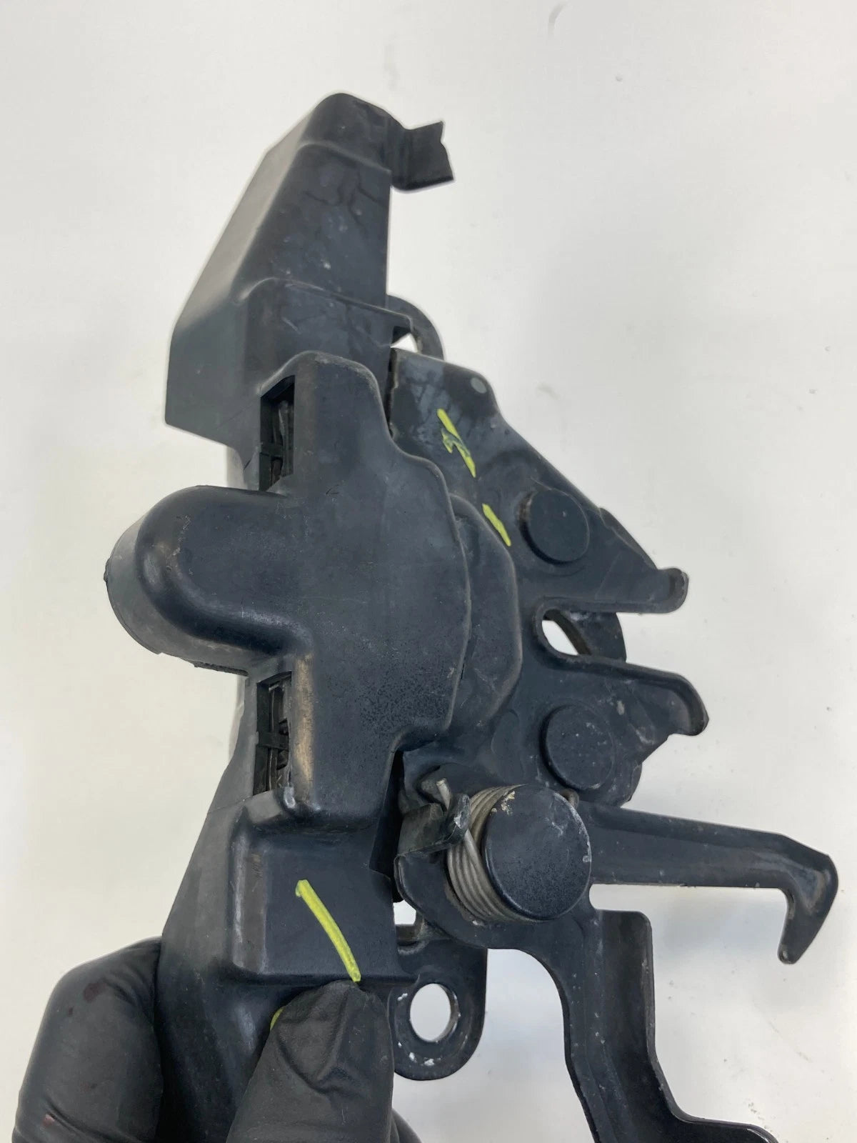 2004-2010 TOYOTA SIENNA FRONT HOOD LOCK LATCH RELEASE ACTUATOR ASSEMBLY OEM