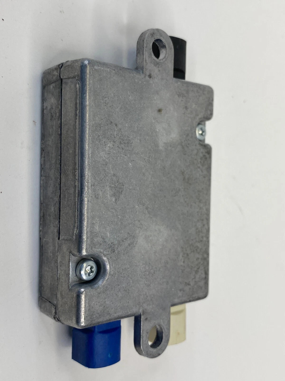 2006-2010 BMW 550I SEDAN AUDIO RADIO ANTENNA CONTROL MODULE UNIT 912373901 OEM