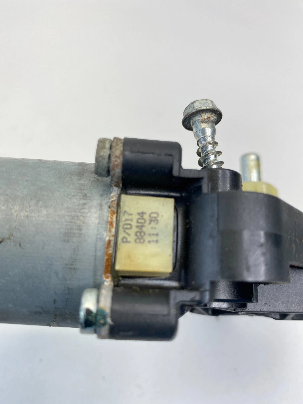 2002-2009 GMC ENVOY TRAILBLAZER REAR RIGHT BACK DOOR WINDOW MOTOR 6004PA1047