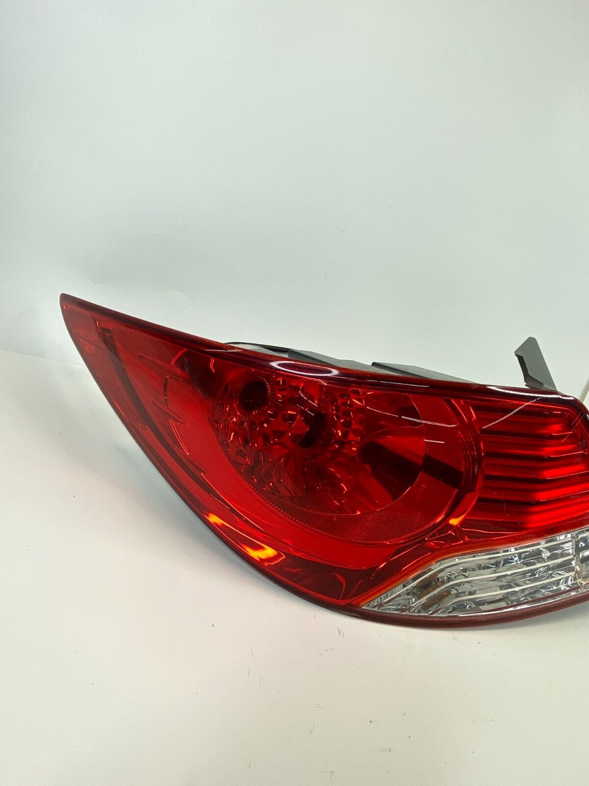 2012-2014 Hyundai Accent GLS Rear Left Driver Side Tail Light Lamp Taillight OEM