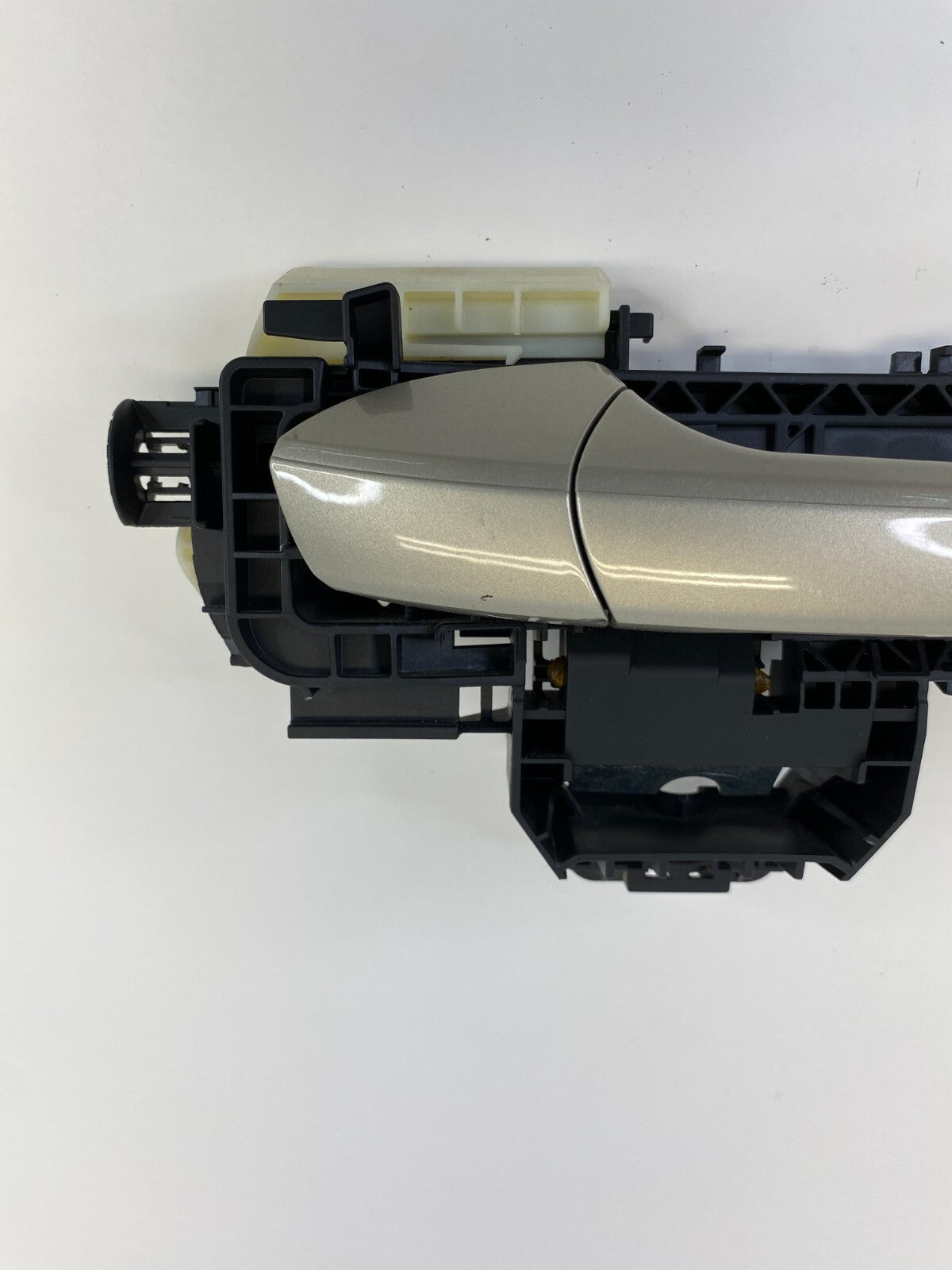 2006-2016 Mercedes-Benz E350 Rear Right Back Exterior Door Handle A204-760-16-34