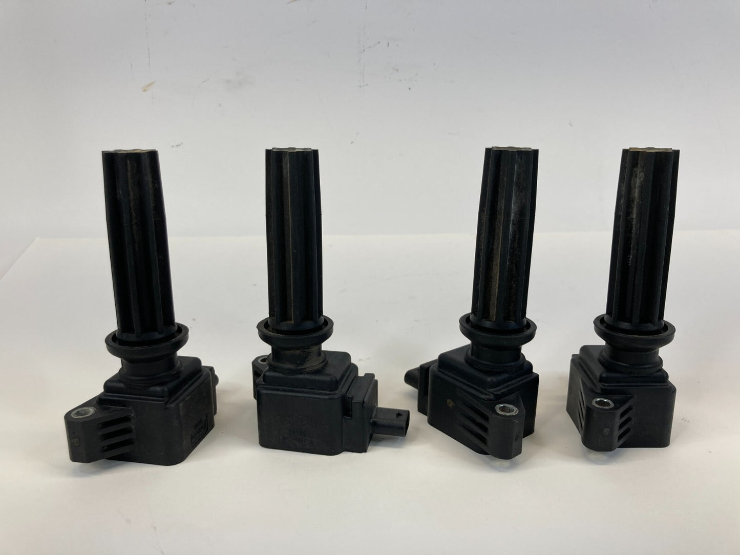 2012-2018 Ford Edge 2.0L A/T Engine Ignition Coil Set of 4 12A366-BC OEM