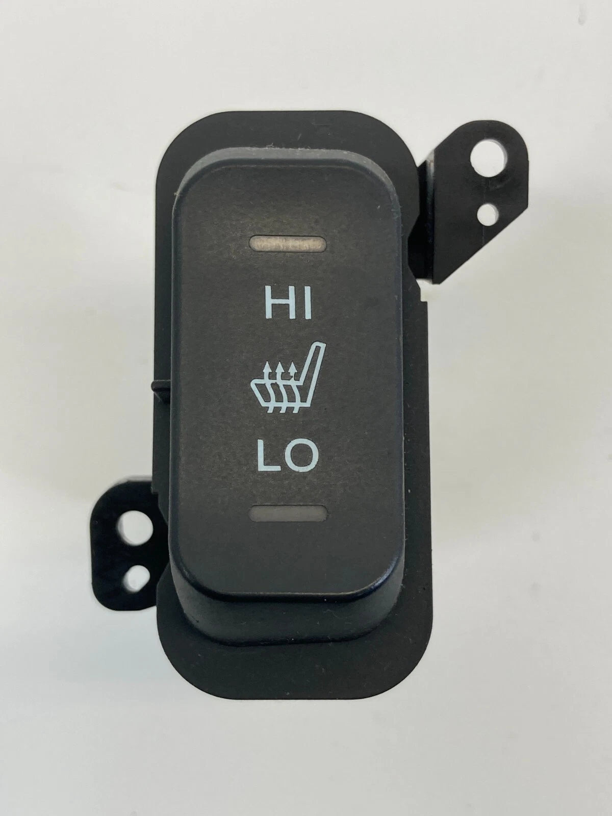 2005-2010 HONDA ODYSSEY FRONT RIGHT SEAT HEATED CONTROL SWITCH UNIT M22832 OEM