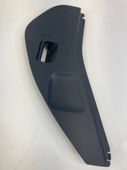 1998-2002 HONDA ACCORD DASH PANEL RIGHT FUSE BOX DOOR TRIM COVER 77211-S84 OEM