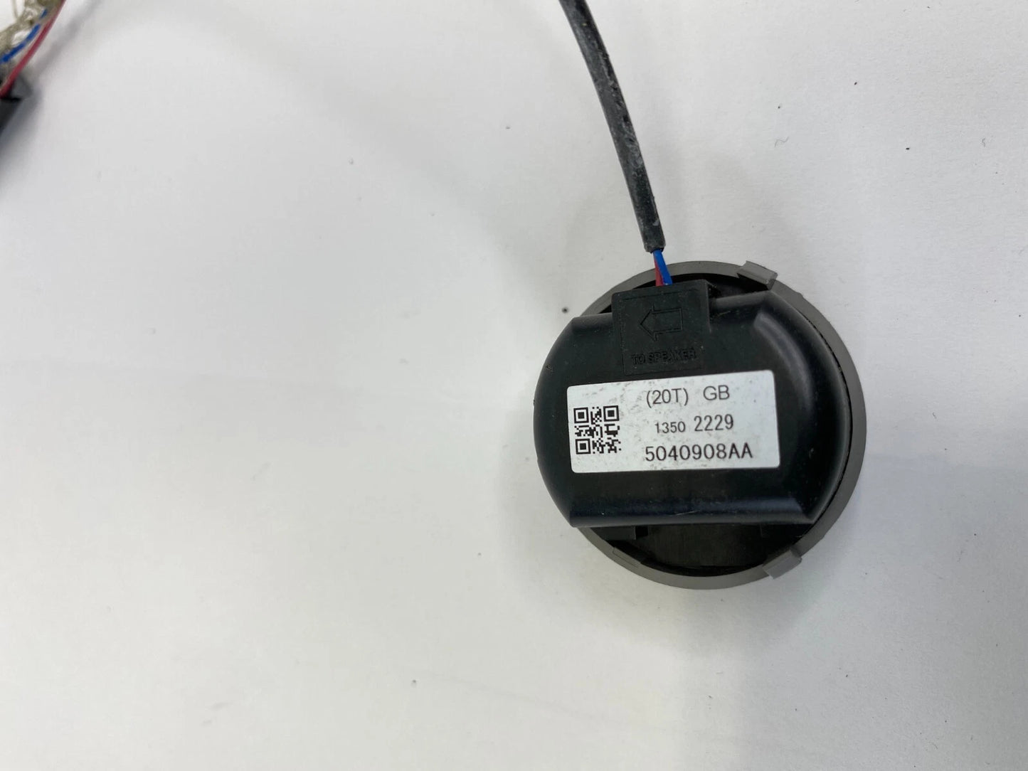 2005-2009 Chevrolet Equinox Roof Dome Light Microphone Mobile Telephone 13502229