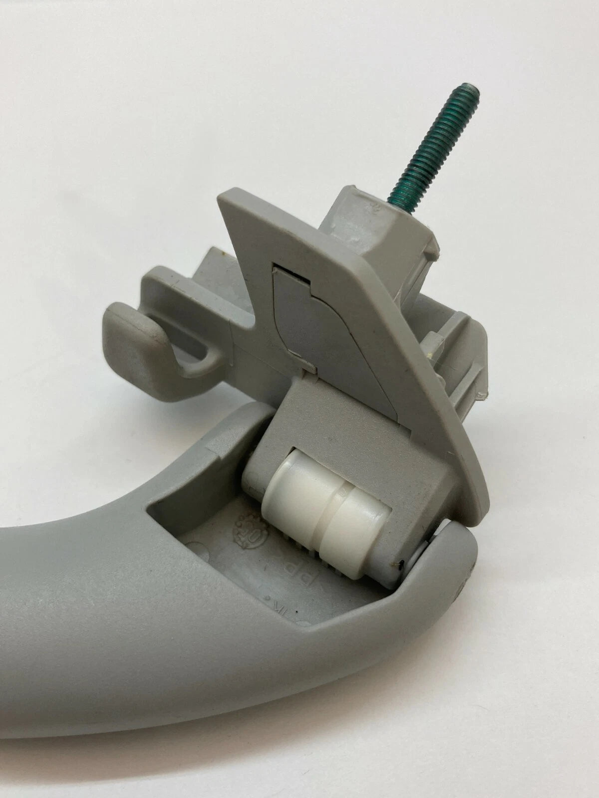 06 07 VOLKSWAGEN PASSAT SEDAN REAR RIGHT SIDE ROOF GRAB GRIP HANDLE GRAY OEM