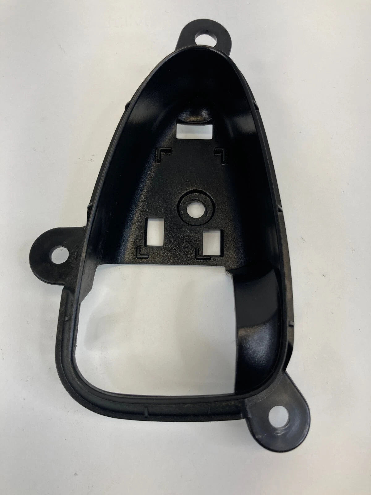 07-11 TOYOTA CAMRY FRONT RIGHT SIDE INTERIOR DOOR HANDLE COVER BEZEL 69277-06030