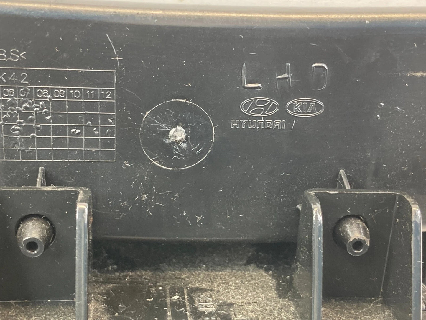 2007-2010 HYUNDAI ELANTRA CENTER FRONT DASH STORAGE COMPARTMENT 84780-2H000-8M
