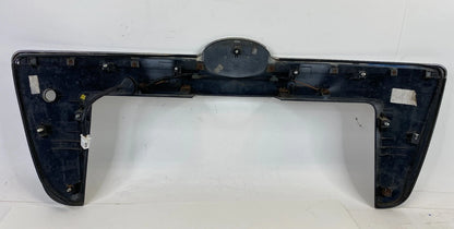 2005-2008 HYUNDAI TUCSON REAR LIFT GATE HATCH LICENSE PLATE TRIM MOLDING OEM