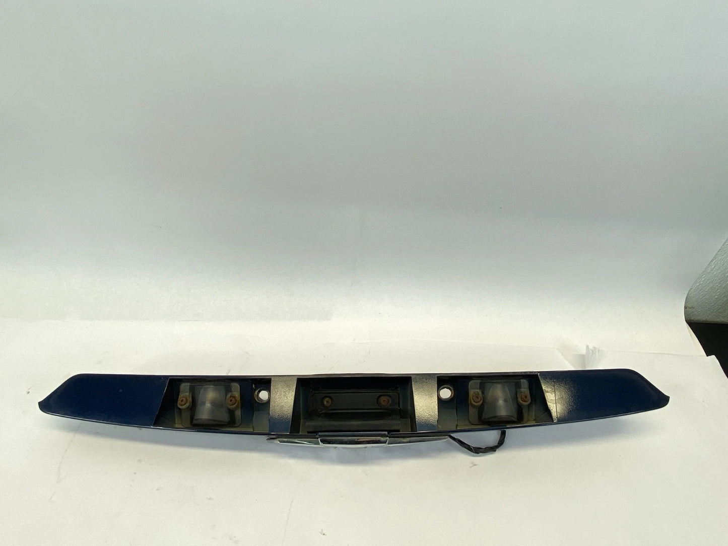 2006-2011 CHEVROLET HHR REAR HATCH LIFTGATE TRIM PULL HANDLE BLUE METALLIC OEM