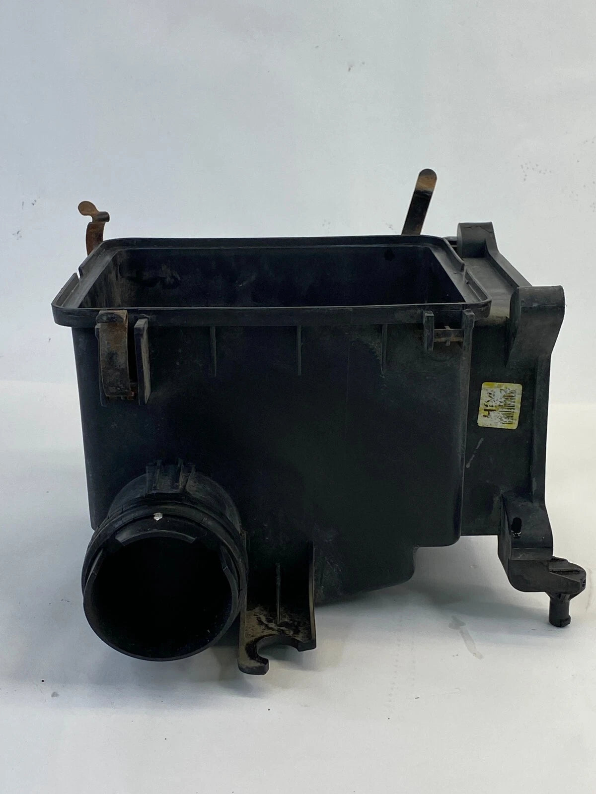 2007-2010 HYUNDAI ELANTRA 2.0L AIR CLEANER LOWER HOUSING BOX OEM 28112-2H100