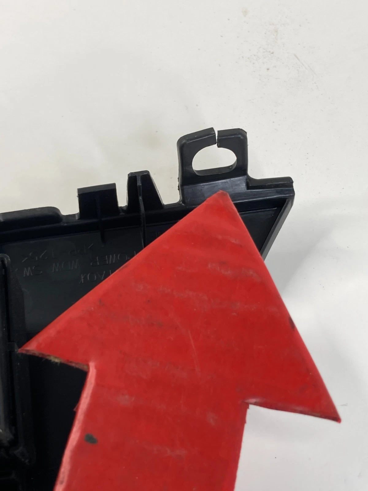 13-18 NISSAN ALTIMA FR RIGHT SIDE DOOR WINDOW CONTROL SWITCH W/BEZEL 809603TA0