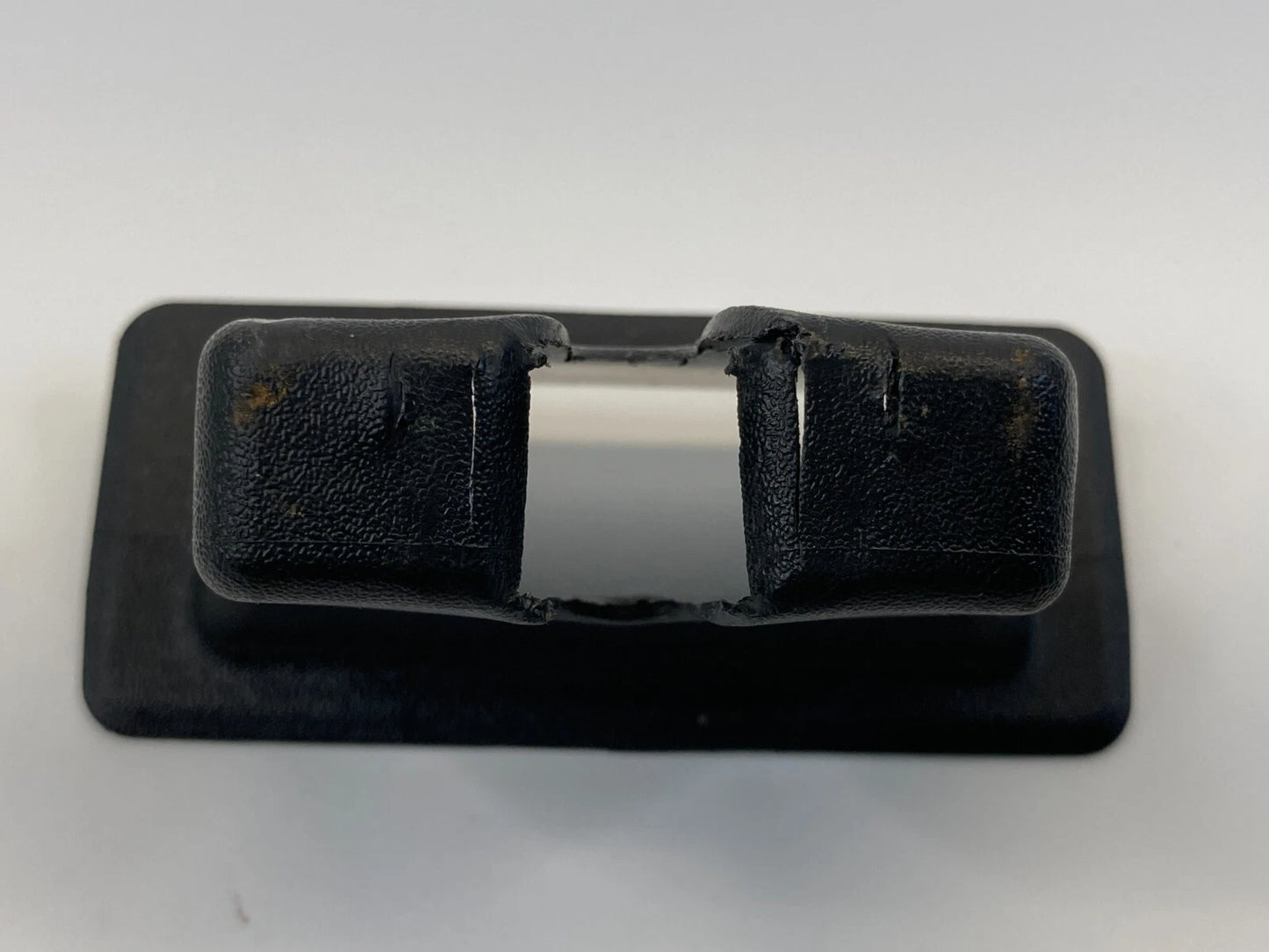 2011-2017 BUICK REGAL REAR TRUNK DECK LID LOCK LATCH COVER TRIM 13501990 OEM
