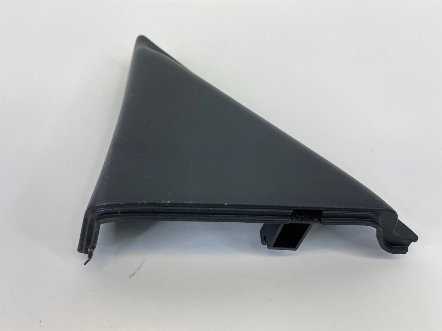 2003-2007 HONDA ACCORD COUPE FRONT LEFT SIDE INNER CORNER MIRROR COVER 76270-SDN
