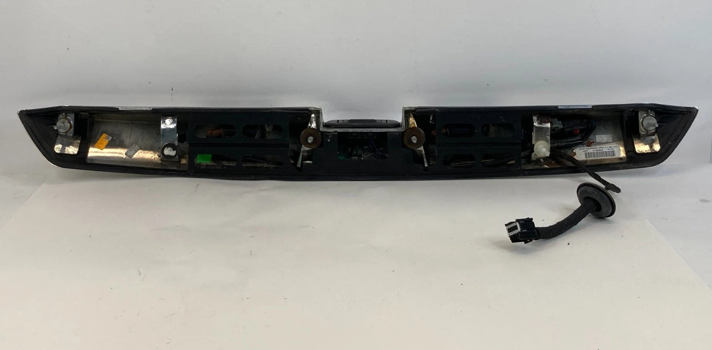 2010-2015 CHEVY EQUINOX LIFTGATE CHROME APPLIQUE MOLDING W/O CAMERA 22869810 OEM
