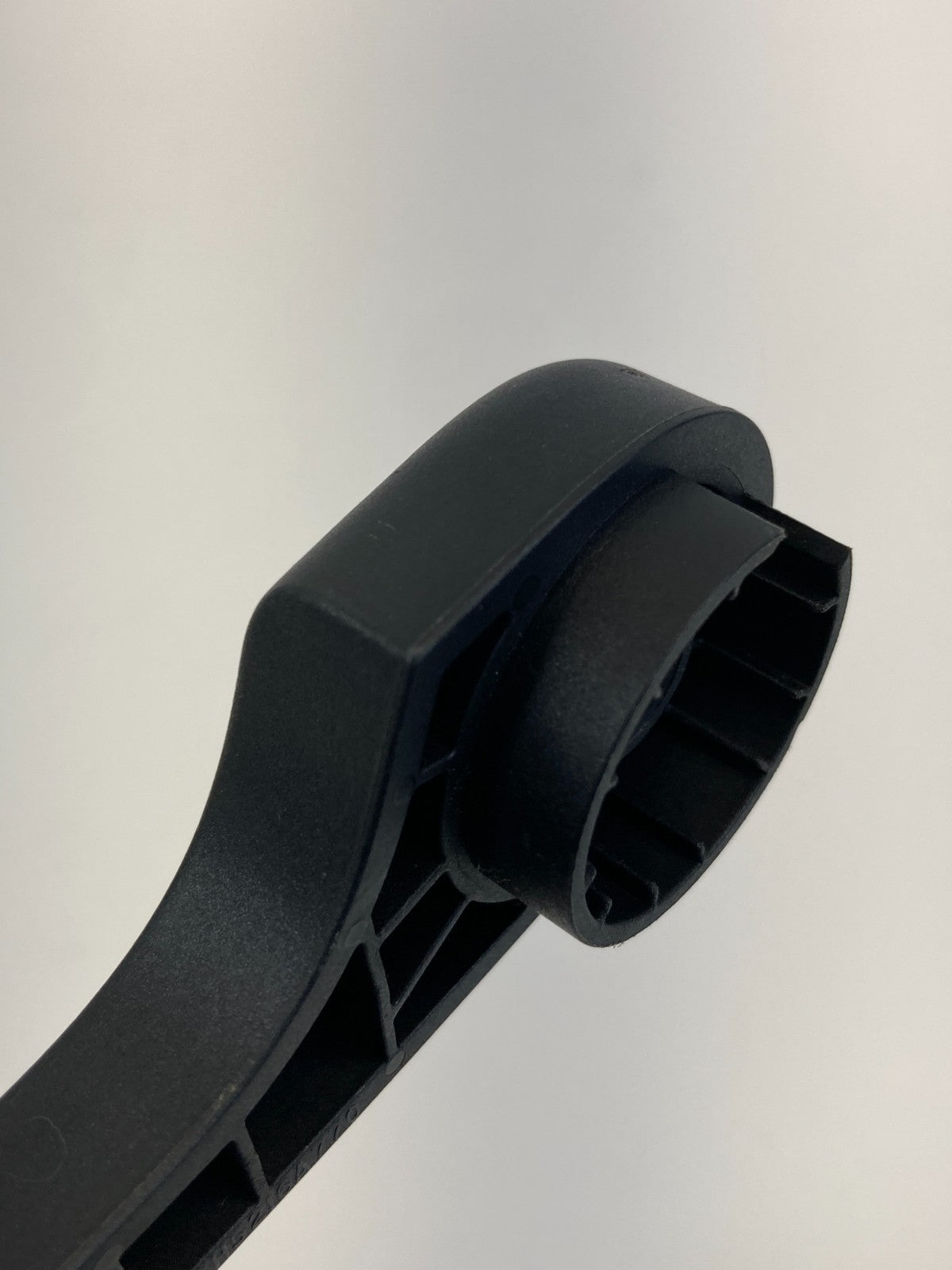 2008-2012 Land Rover LR2 Front Hood Bonnet Release Handle Lever OEM