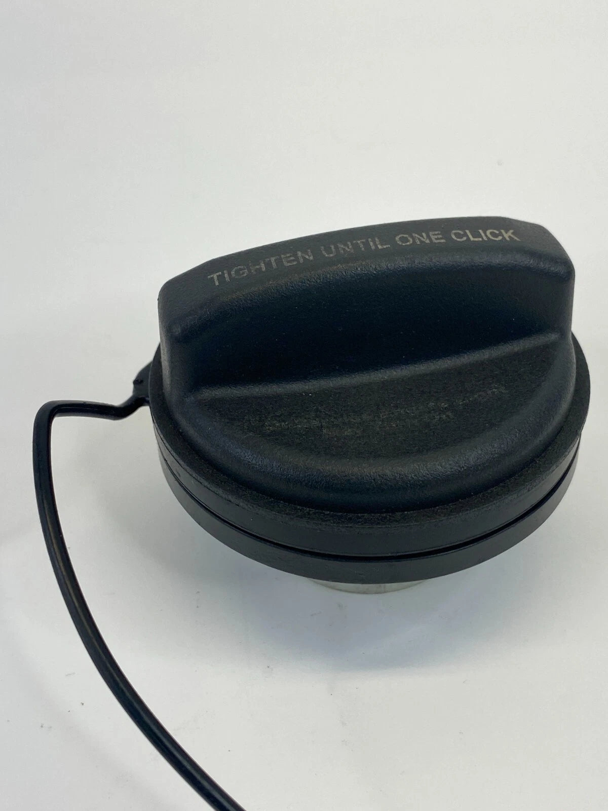 2011-2019 CHEVY CRUZE 2012-2020 CHEVY SONIC FUEL GAS TANK FILLER CAP COVER OEM