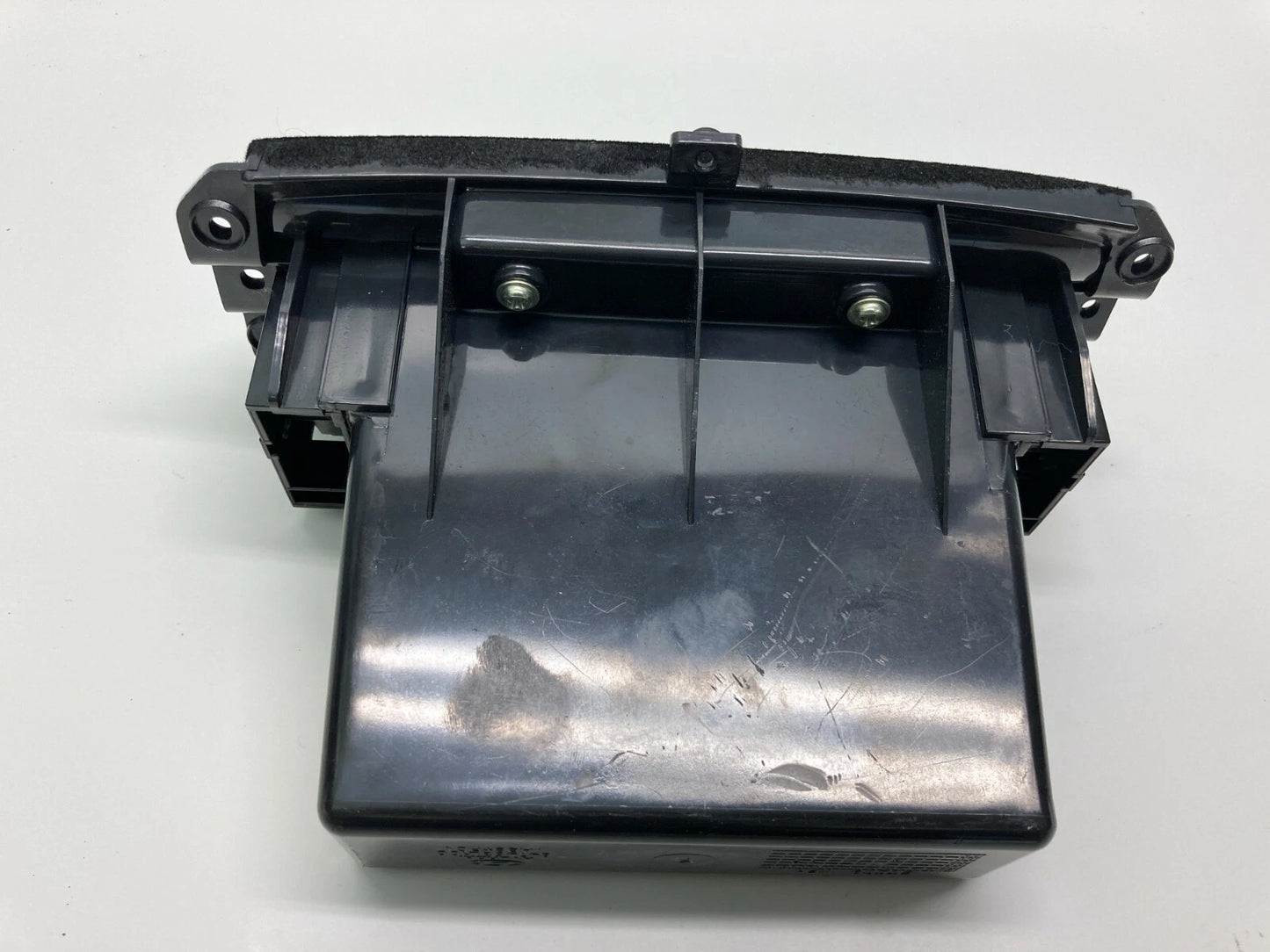 06-10 HYUNDAI AZERA CENTER DASH ASHTRAY ASH TRAY COMPARTMENT 84745-3L100 OEM