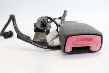2004-2009 TOYOTA PRIUS FRONT LEFT DRIVER SIDE SEAT BELT BUCKLE E034501 OEM