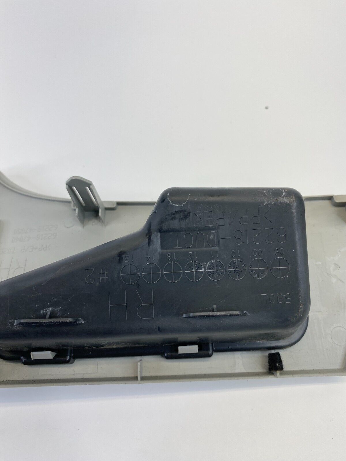 12-15 Toyota Prius Front Right Dash Vent Corner Cover Panel Trim 62218-47040 OEM