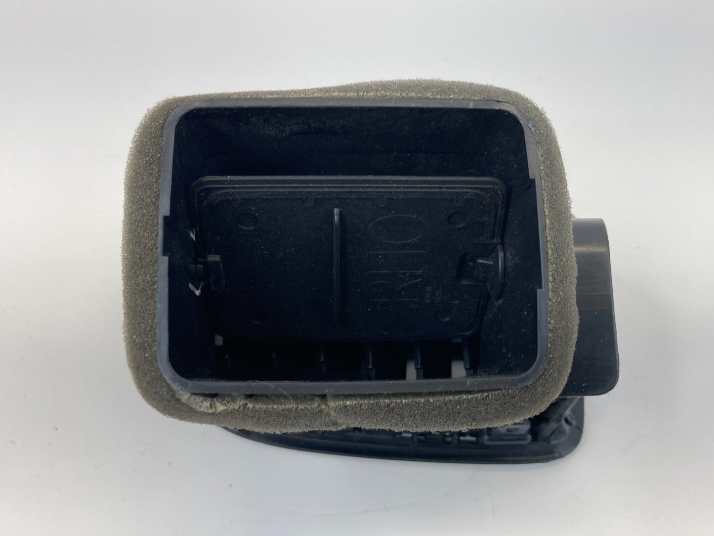 2015-2017 Chysler 200 Front Dash Right Passenger A/C Air Vent Outlet 1YE46TRMAC