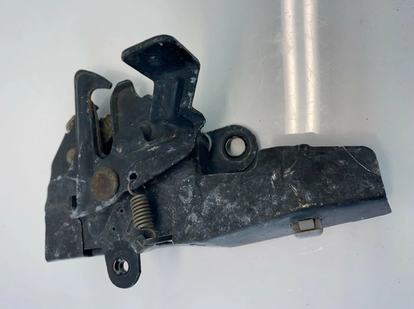 2004-2009 TOYOTA PRIUS HATCHBACK 4-DR FRONT HOOD LOCK LATCH RELEASE ACTUATOR OEM