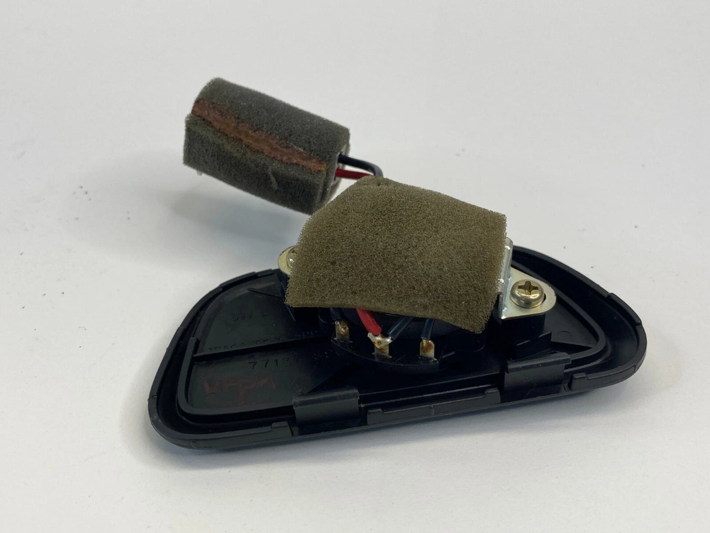 2003-2005 HONDA PILOT LEFT DRIVER UPPER DASH TWEETER SPEAKER W/ COVER 77137-S9V