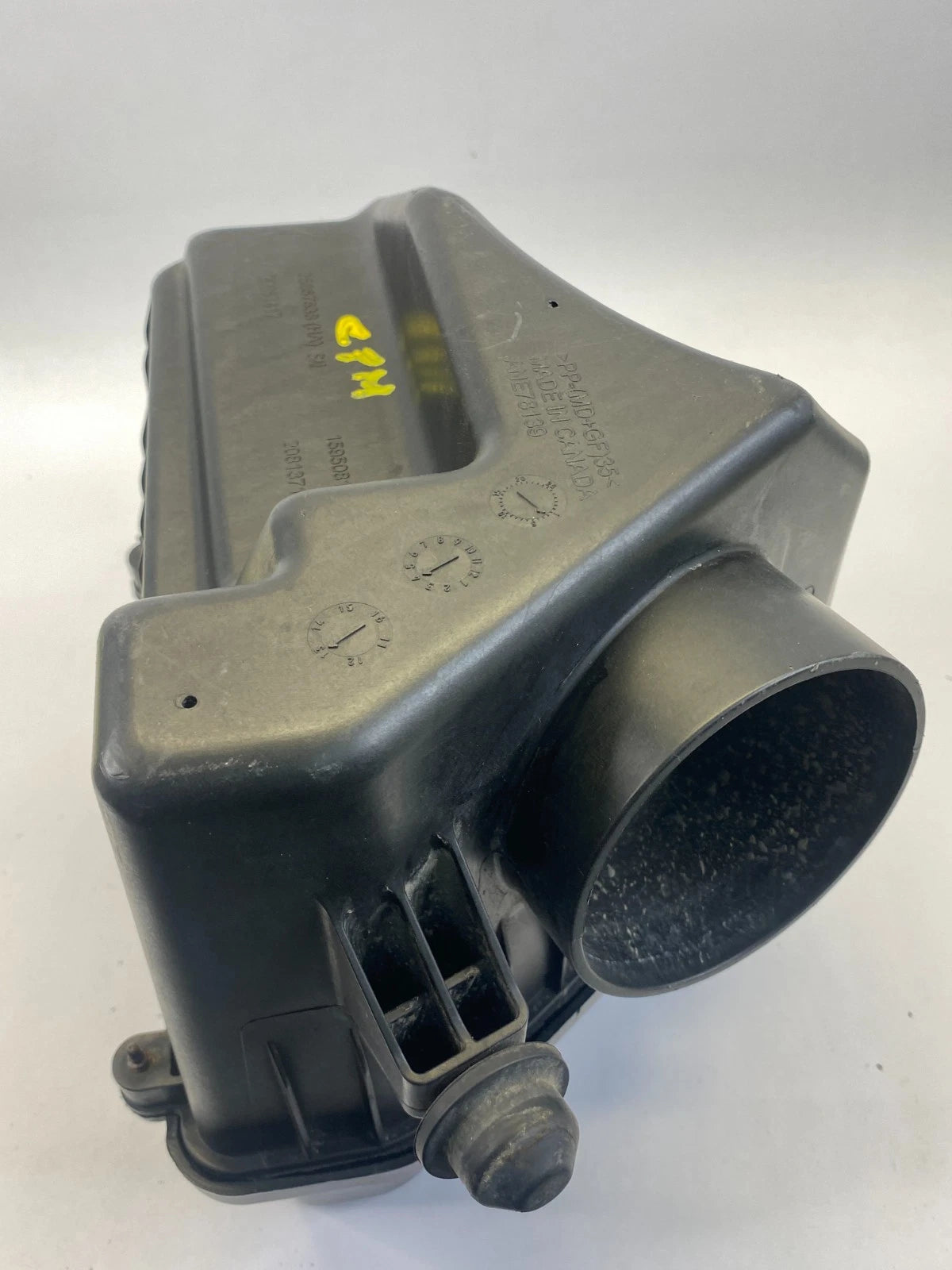 2012-2017 GMC TERRAIN 2.4L ENGINE AIR FILTER CLEANER BOX HOUSING OEM 20861417