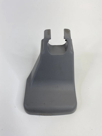 2005-2010 TOYOTA SIENNA FRONT LEFT SEAT TRACK END COVER 72138-AE030 OEM