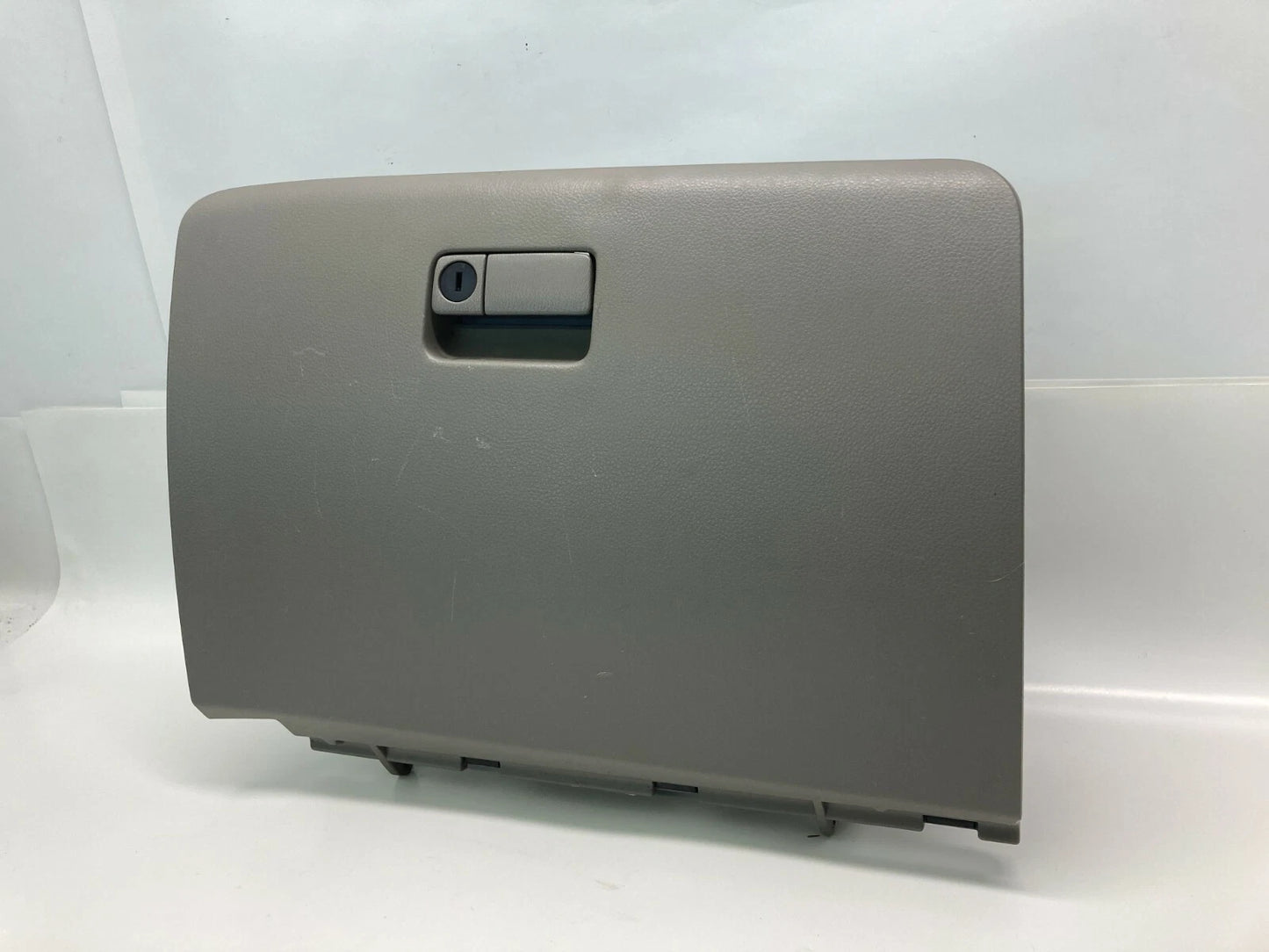 02-04 NISSAN ALTIMA GLOVE BOX STORAGE COMPARTMENT ASSEMBLY W LATCH 68500-8J000