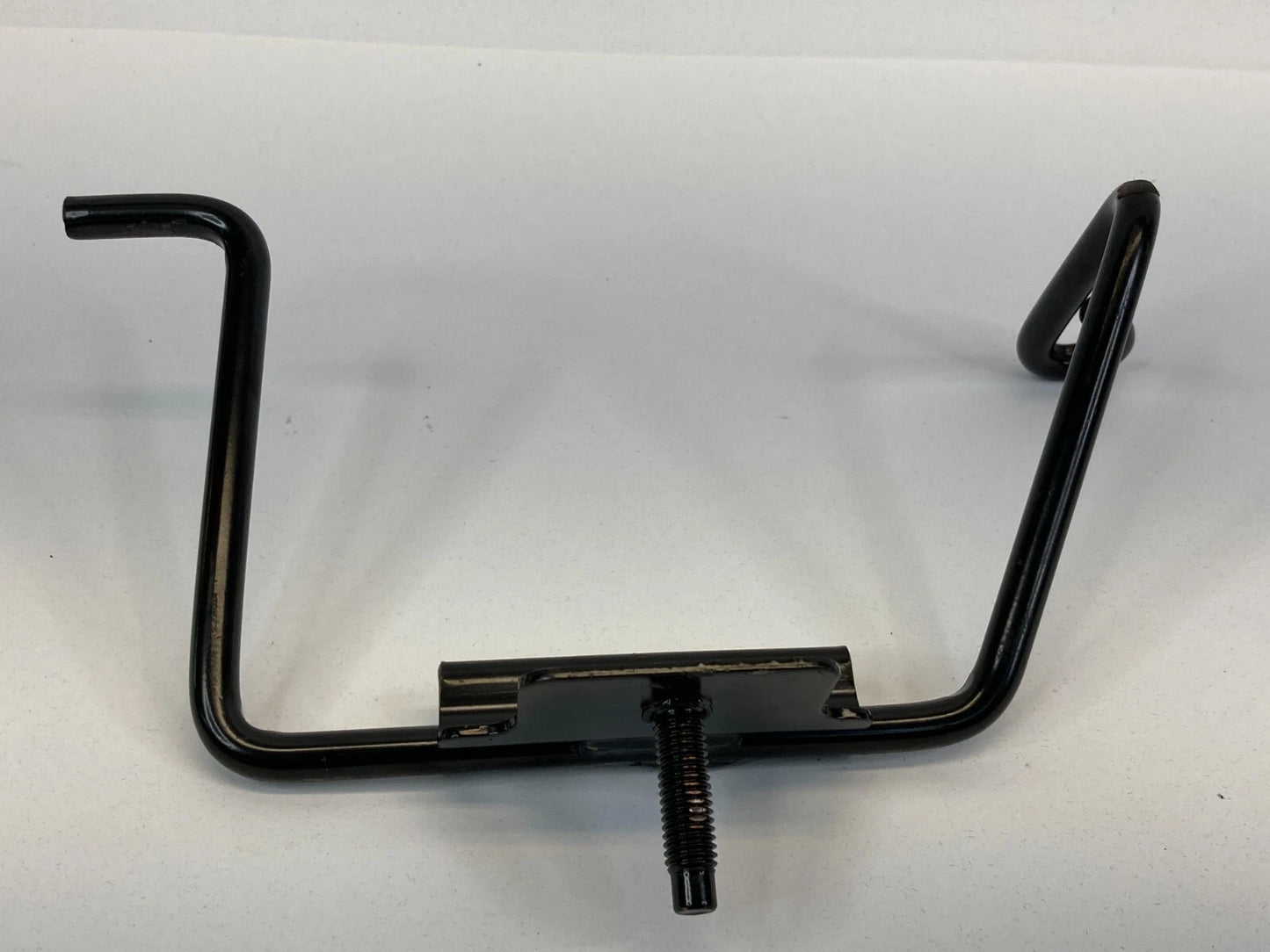 2010-2019 LINCOLN MKT REAR FLOOR JACK BRACKET SUPPORT SPARE RETAINER OEM