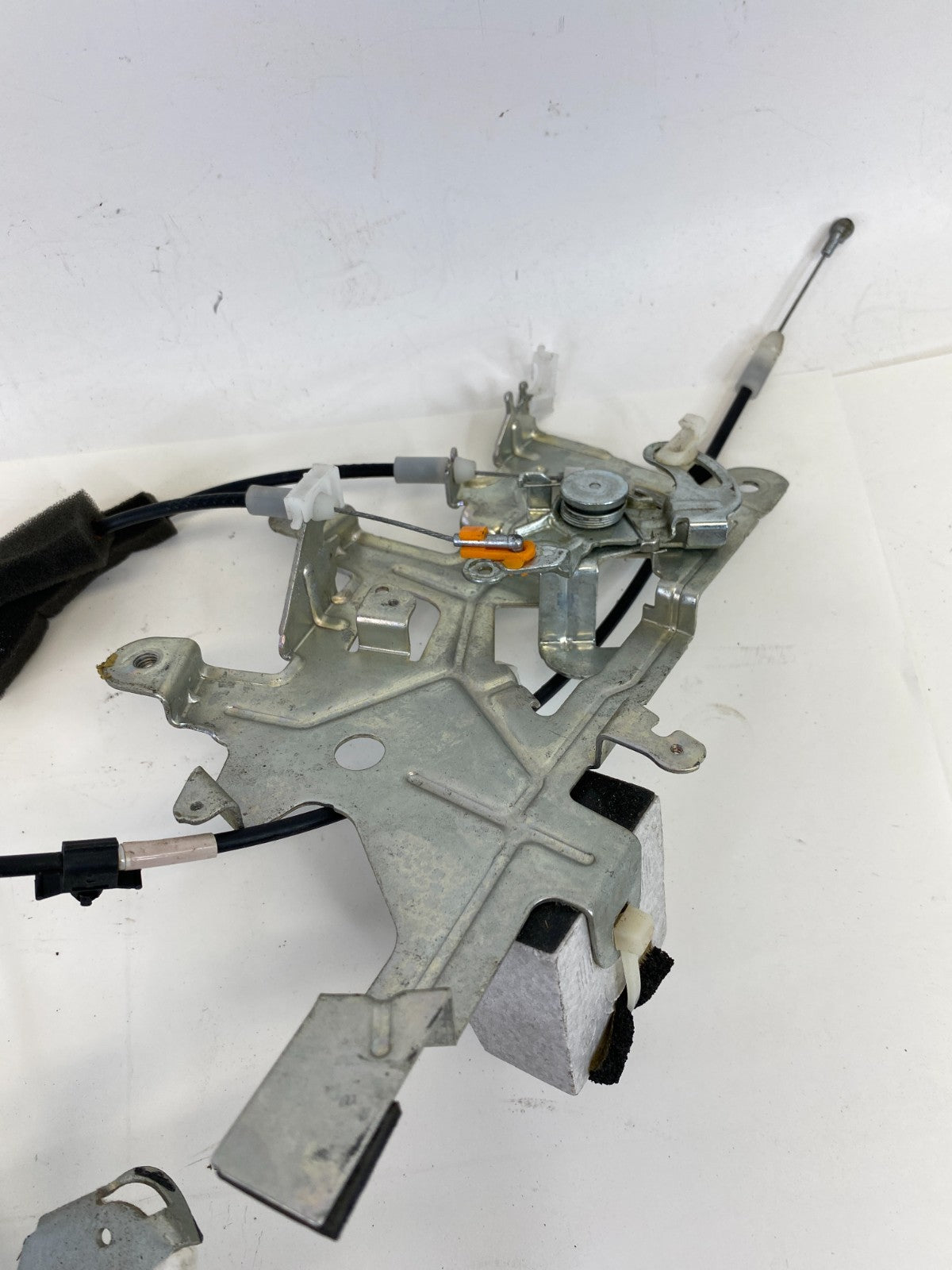 2005-2007 Honda Odyssey Rear Left Side Sliding Door Handle Remote Actuator Assy